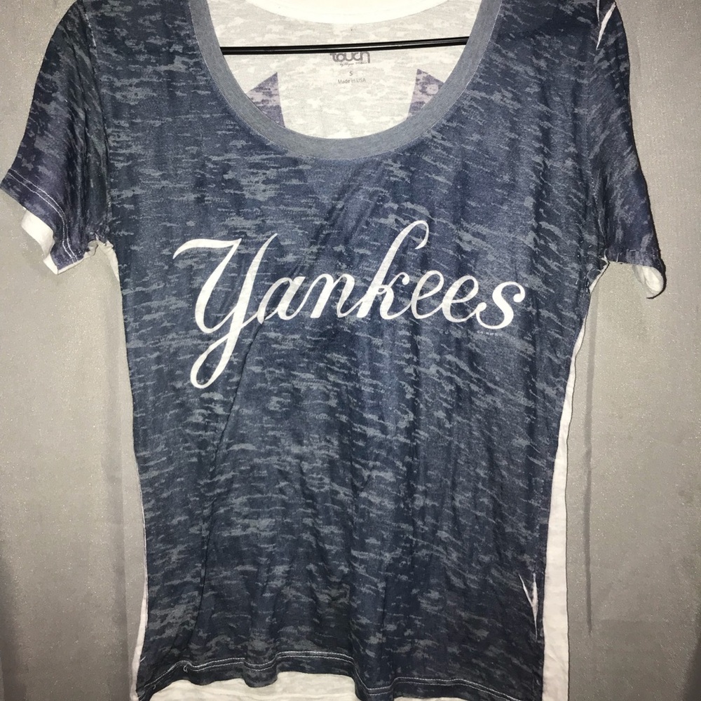 New York Yankees tee size small like new